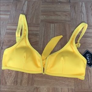 NWT!! structured bikini top